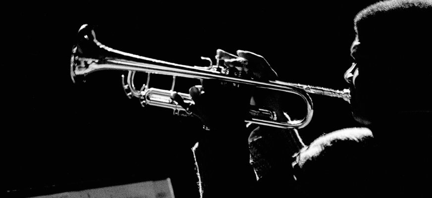 Galeria w Hallu. Andrzej Dąbrowski „Twarze świata jazzu”
