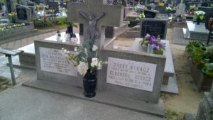 Nagrobek Bogaczów na cmentarzu w Pamięcinie